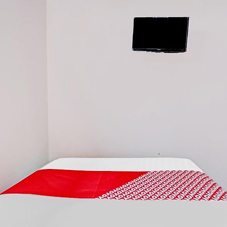 Oyo 90234 Dhoho Family Guest House كديري المظهر الخارجي الصورة